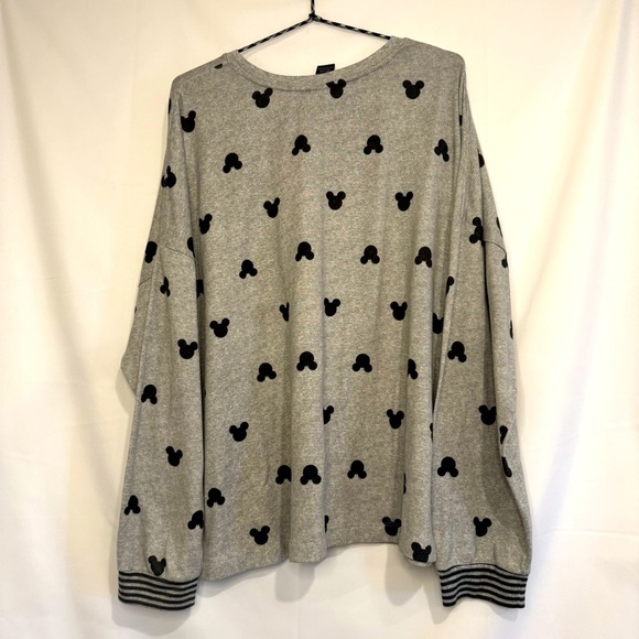Disney Ladies' Mickey Cozy Pajama Top, Gray Size XXL New - Picture 3 of 3
